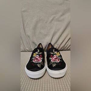 Dirty Laundry Black and Red Sneakers Casual Canvas